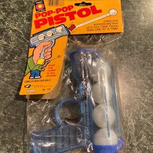 Vintage 1977 Gordy International Pop-Pop Pistol
